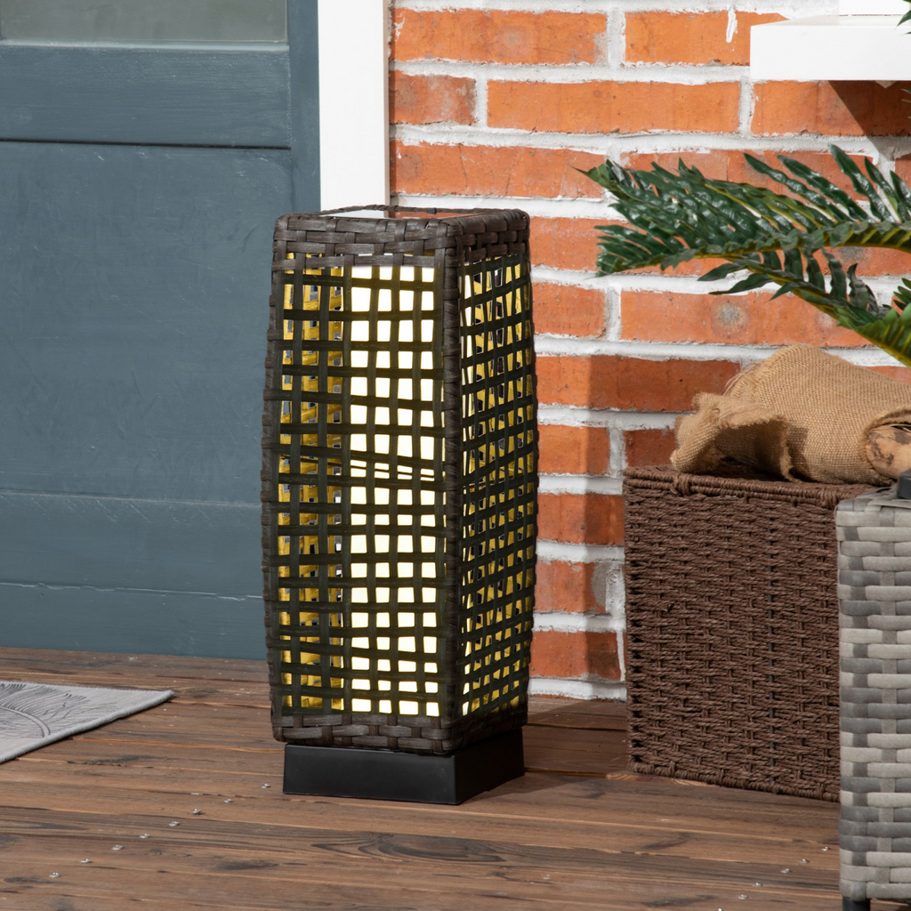 The Wrenholt Lantern — Rattan Solar Garden Light