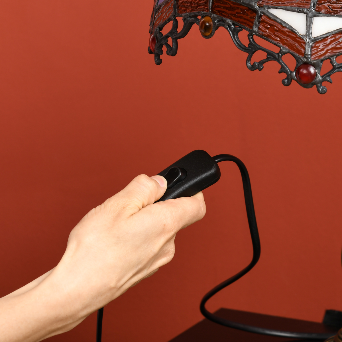 The Thistledown Table Lamp — Stained Glass
