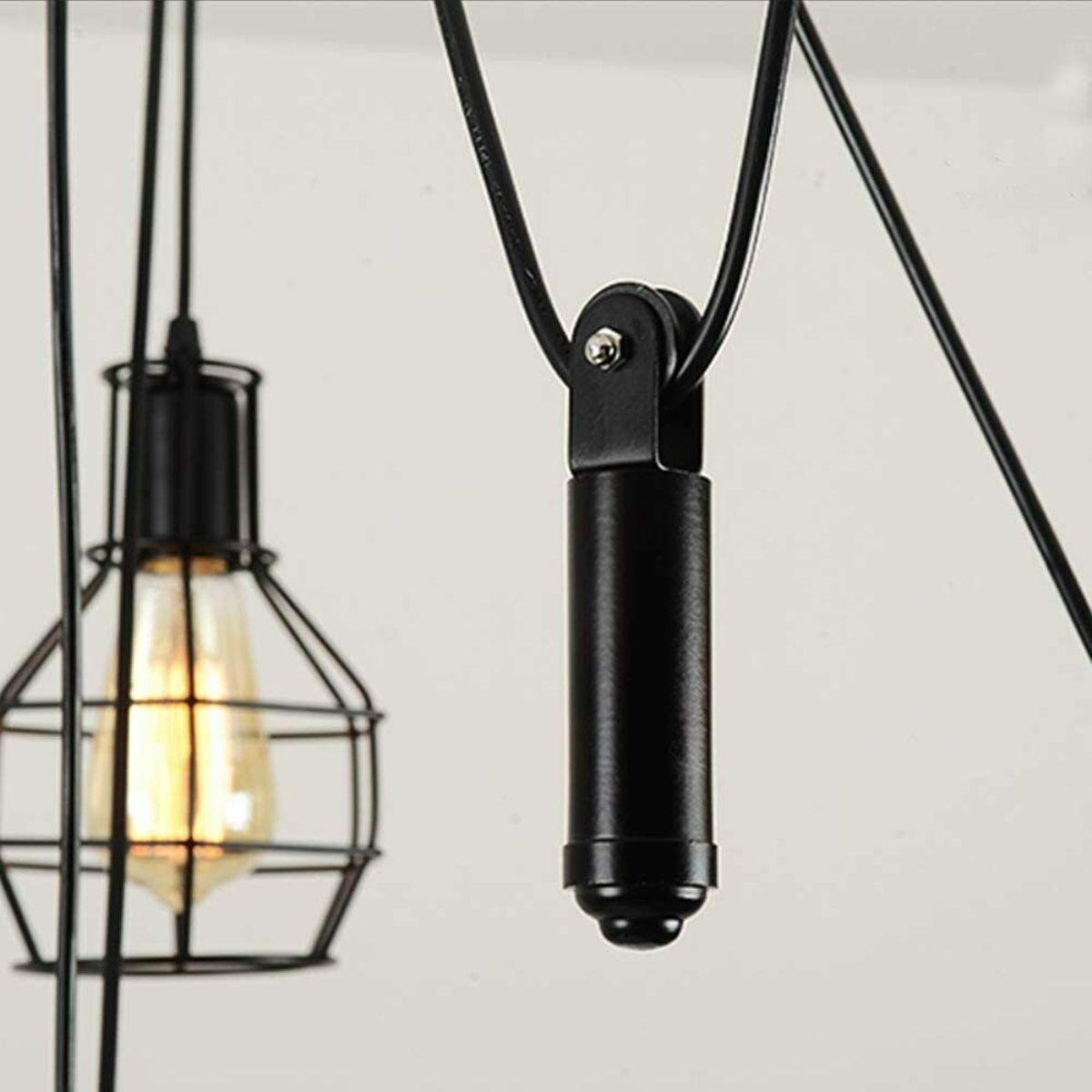 The Vantreath Pendant Chandelier — Spider Cage (6-Light)